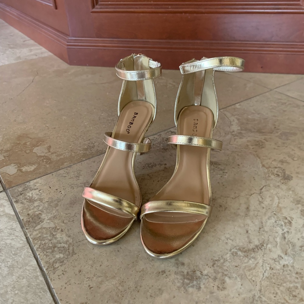 Gold Lulu’s heels, only worn once!
